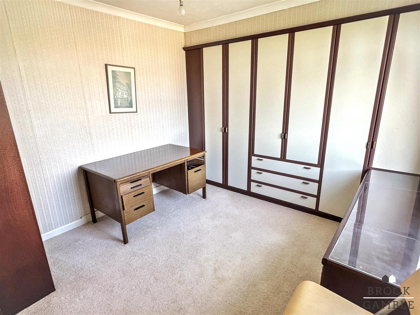 3 Bedroom House. Old Mansion Close in Eastbourne, East Sussex 11